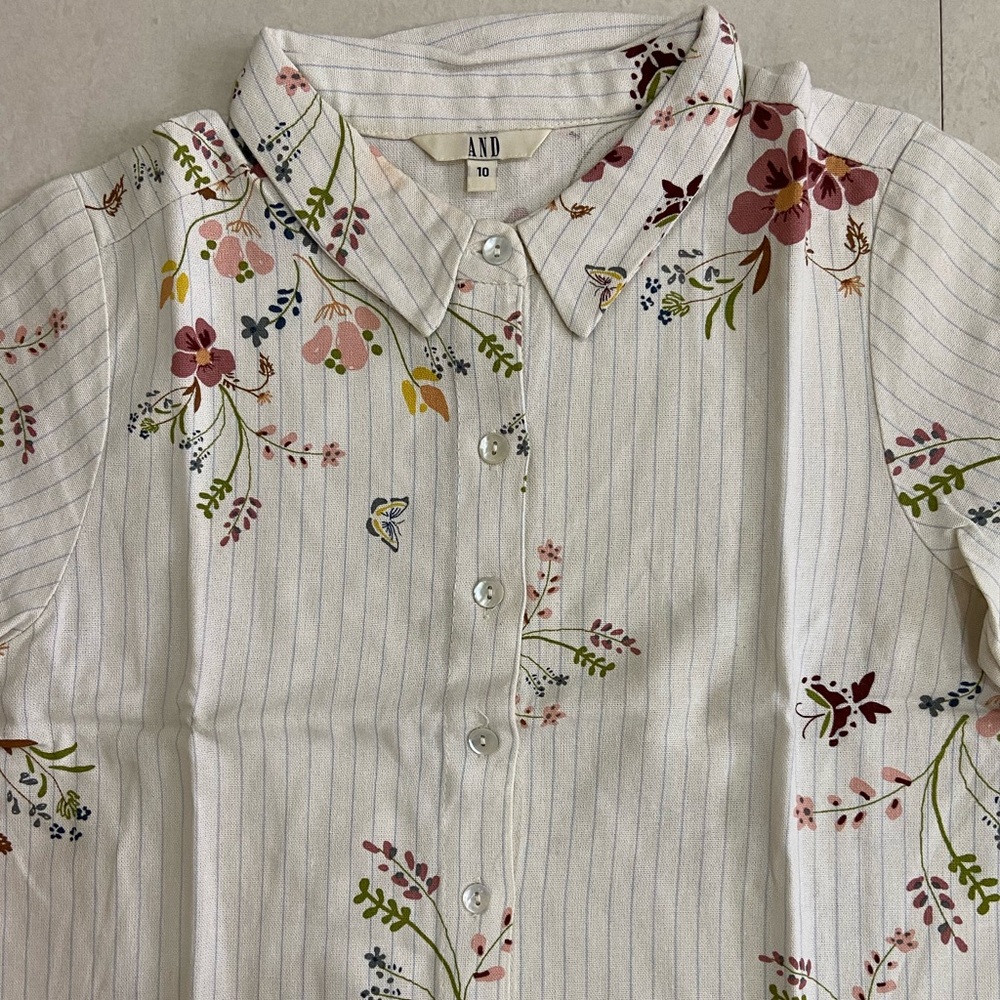AND Off White Floral Crop Top with Knot (New without tags) Size - S - Picture 8 of 9